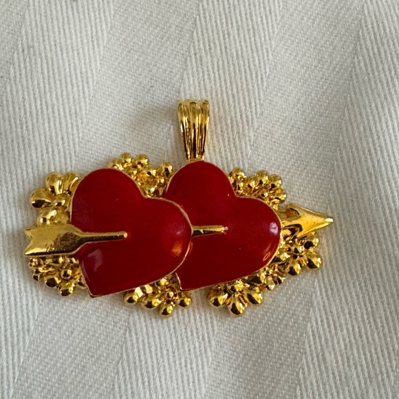 1995 B6 Gold and Red Heart Pendant - Picture 4 of 6
